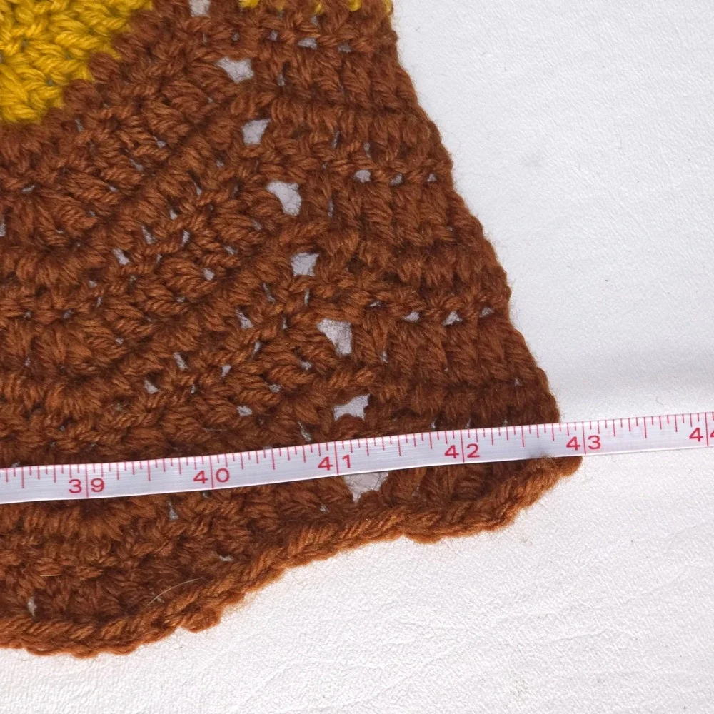 Handmade Afghan Blanket Crochet Ripple Chevron Vintage Boho Cottage Granny 67x43